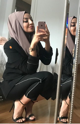 Pendik Türbanlı Arap Escort Bayan Aslınur - Image 1